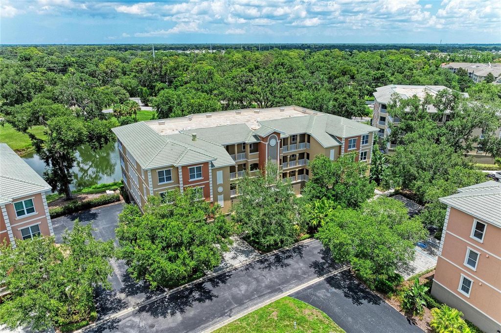 5200 MANORWOOD DRIVE 2D, Sarasota, FL 34235