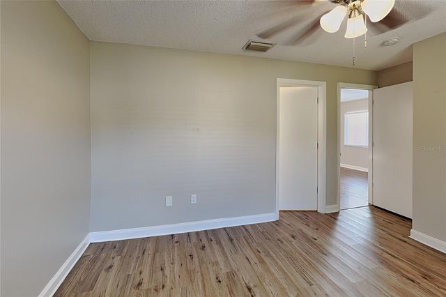 530 SCARLET MAPLE COURT, Plant City, FL 33563