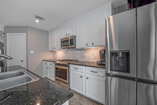 1028 La Rue Street, Houston, TX 77019