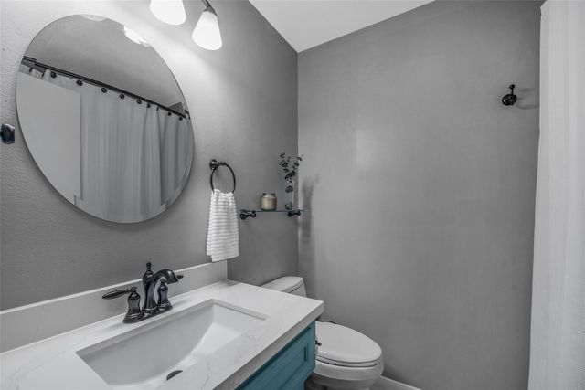 1028 La Rue Street, Houston, TX 77019