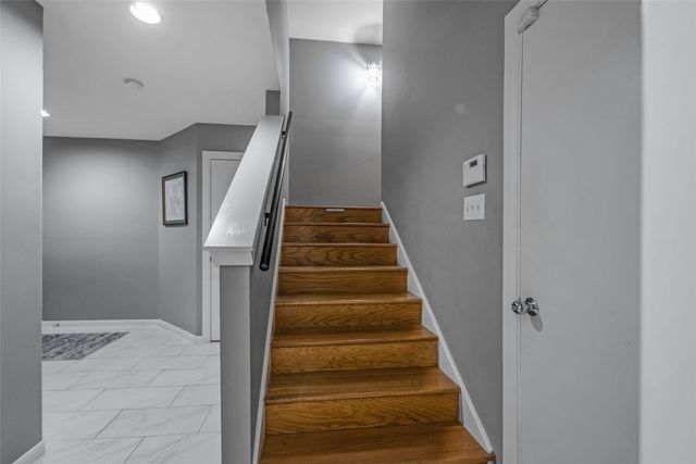 1028 La Rue Street, Houston, TX 77019