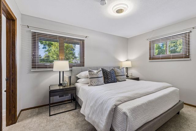 2301 Flag Avenue S, Saint Louis Park, MN 55426