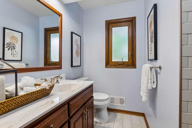 2301 Flag Avenue S, Saint Louis Park, MN 55426