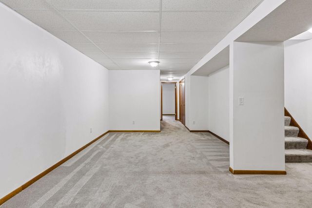 2301 Flag Avenue S, Saint Louis Park, MN 55426