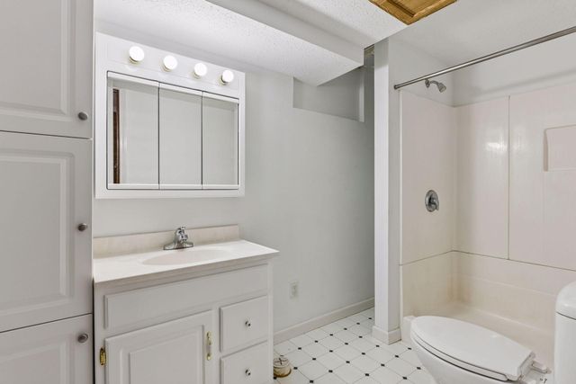 2301 Flag Avenue S, Saint Louis Park, MN 55426