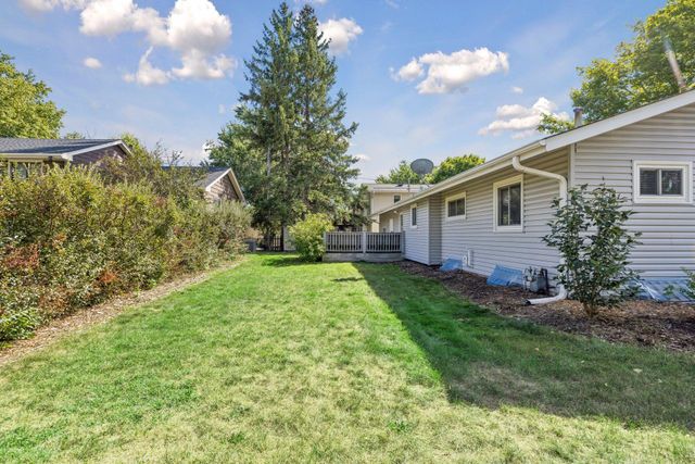 2301 Flag Avenue S, Saint Louis Park, MN 55426