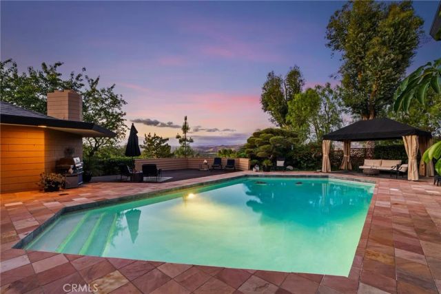 1501 Clearview Lane, North Tustin, CA 92705