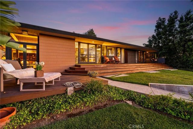 1501 Clearview Lane, North Tustin, CA 92705