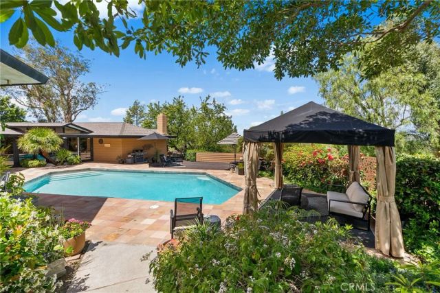 1501 Clearview Lane, North Tustin, CA 92705