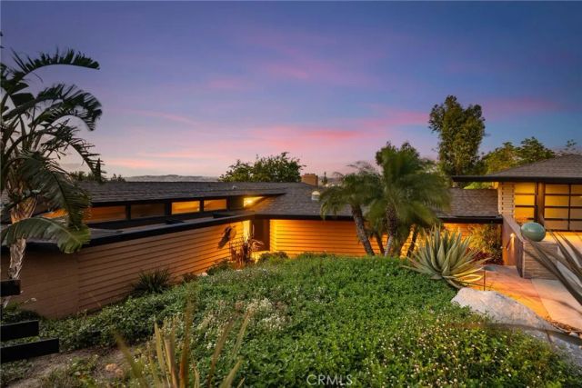 1501 Clearview Lane, North Tustin, CA 92705