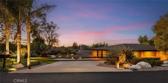 1501 Clearview Lane, North Tustin, CA 92705