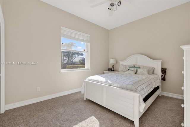 7702 SE Mammoth Dr, Hobe Sound, FL 33455