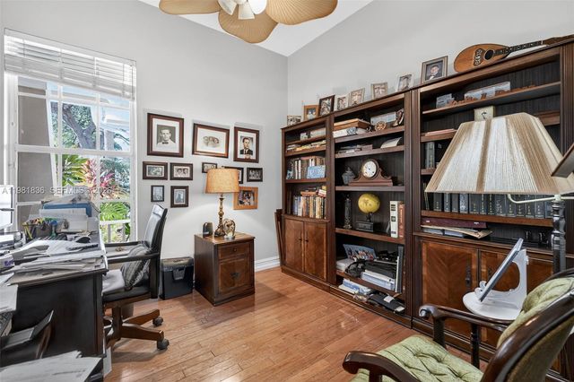 7702 SE Mammoth Dr, Hobe Sound, FL 33455