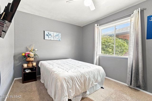 8966 E Alderpoint Way, Tucson, AZ 85730