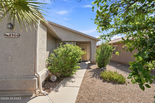 8966 E Alderpoint Way, Tucson, AZ 85730