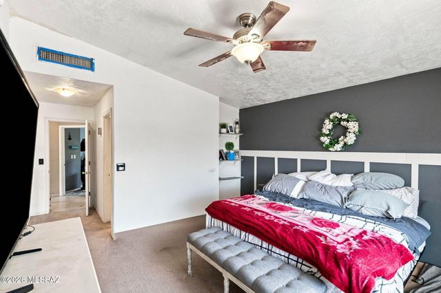 8966 E Alderpoint Way, Tucson, AZ 85730
