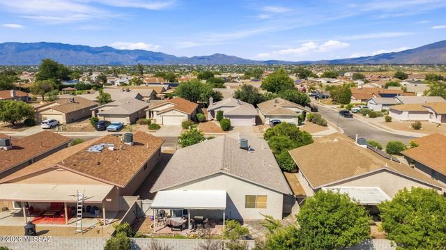 8966 E Alderpoint Way, Tucson, AZ 85730