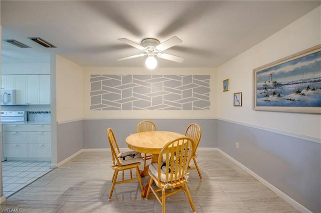 909 SE 46th LN # 202, Cape Coral, FL 33904