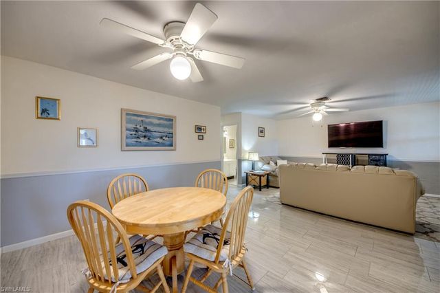 909 SE 46th LN # 202, Cape Coral, FL 33904
