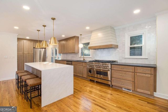 1208 Dunbrooke Lane, Atlanta, GA 30338