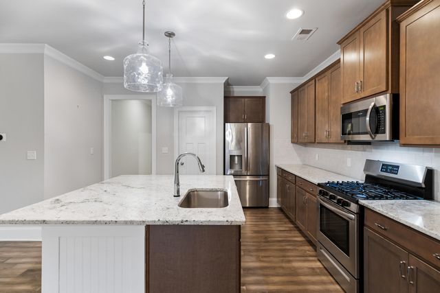 10849 Prairie Lake Drive, Apison, TN 37302