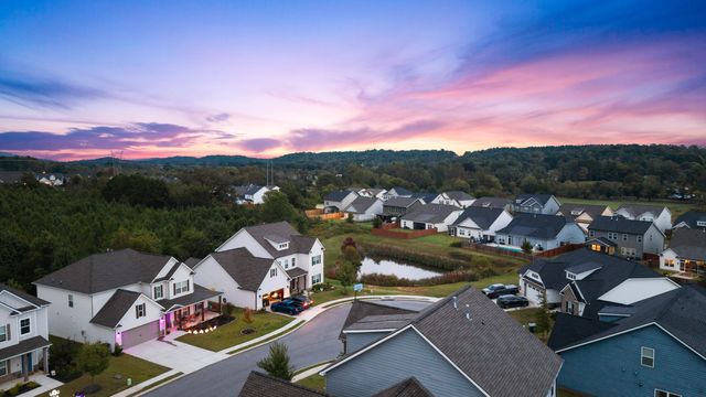 10849 Prairie Lake Drive, Apison, TN 37302