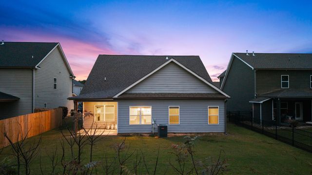 10849 Prairie Lake Drive, Apison, TN 37302
