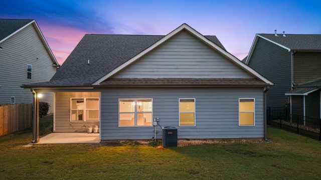 10849 Prairie Lake Drive, Apison, TN 37302