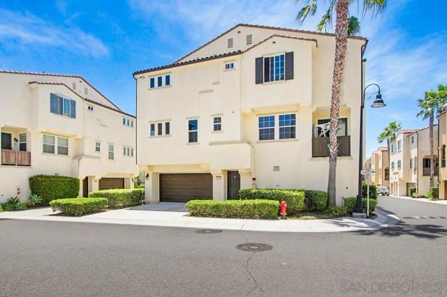5069 Cascade Way 101, Oceanside, CA 92057