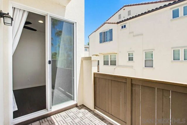 5069 Cascade Way 101, Oceanside, CA 92057