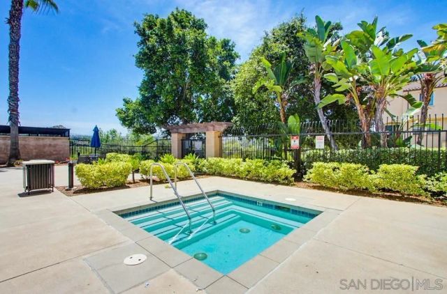 5069 Cascade Way 101, Oceanside, CA 92057
