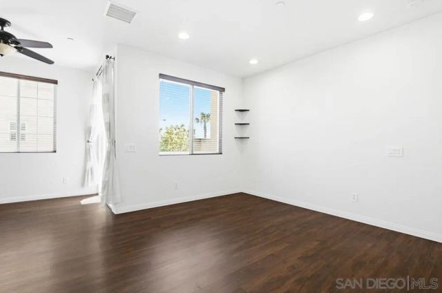 5069 Cascade Way 101, Oceanside, CA 92057