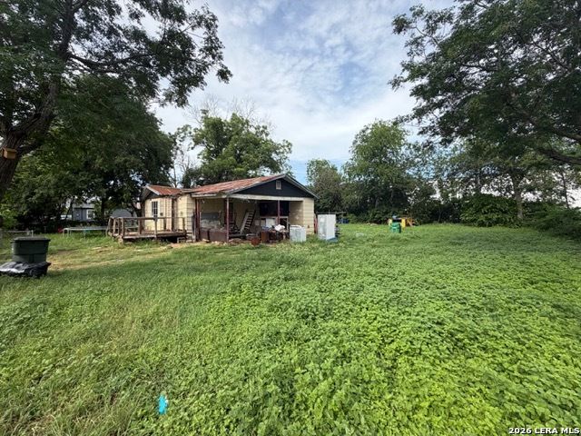 1326 ALDAMA ST, Seguin, TX 78155