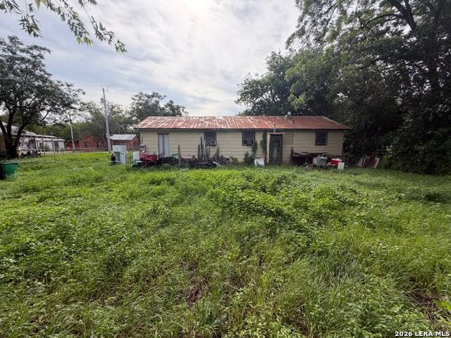 1326 ALDAMA ST, Seguin, TX 78155
