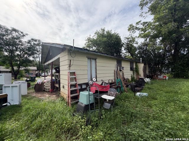 1326 ALDAMA ST, Seguin, TX 78155