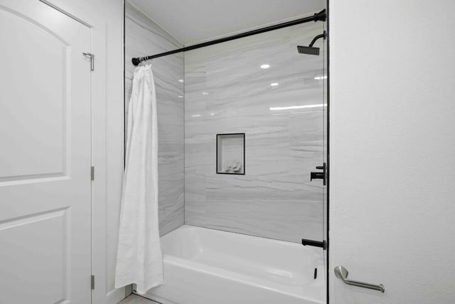 537 7th Avenue, Menlo Park, CA 94025