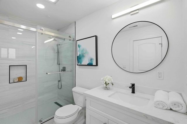 537 7th Avenue, Menlo Park, CA 94025