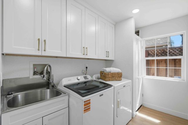 537 7th Avenue, Menlo Park, CA 94025