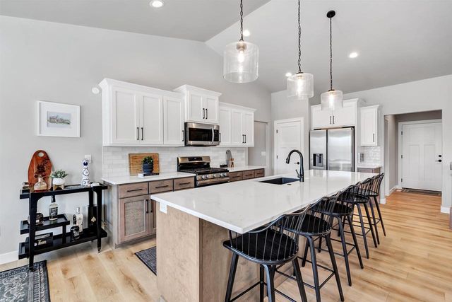 2531 S STELLITA CIRCLE, De Pere, WI 54115