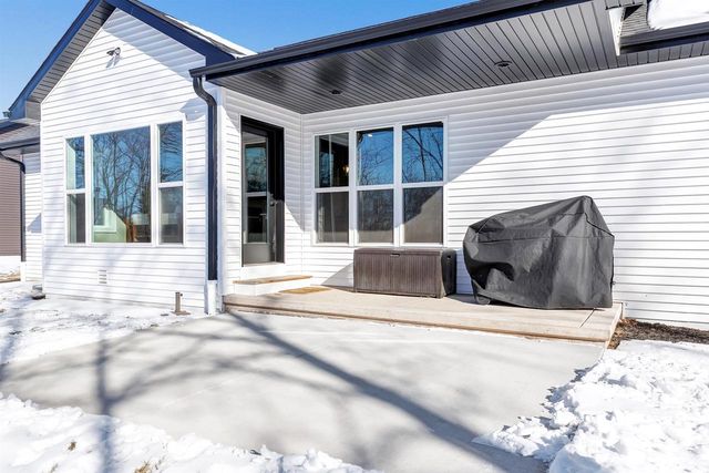 2531 S STELLITA CIRCLE, De Pere, WI 54115