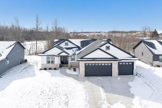 2531 S STELLITA CIRCLE, De Pere, WI 54115