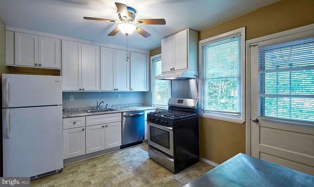 104 VERNON ST, Bordentown, NJ 08505