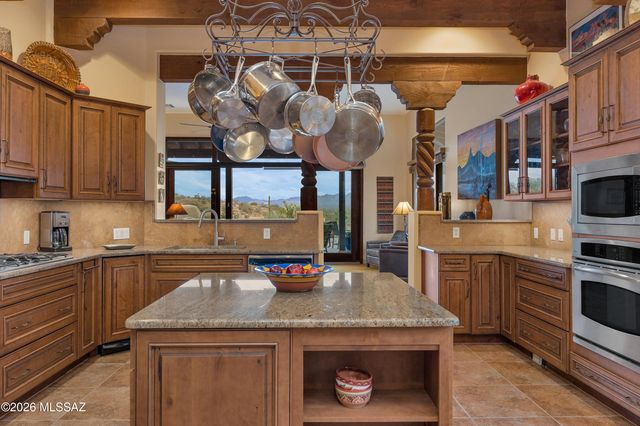 916 W Placita Quieta, Green Valley, AZ 85622