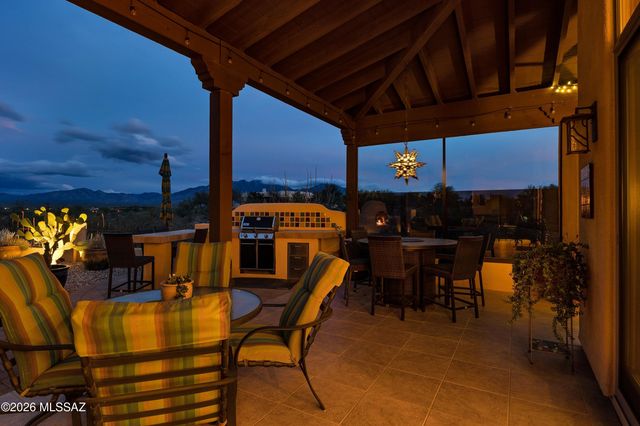 916 W Placita Quieta, Green Valley, AZ 85622