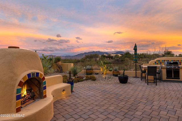 916 W Placita Quieta, Green Valley, AZ 85622