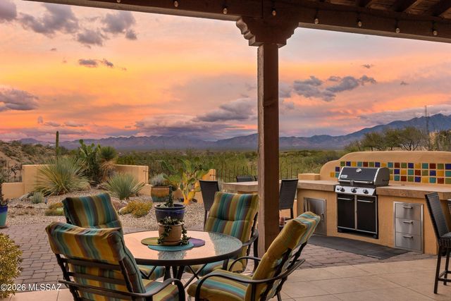 916 W Placita Quieta, Green Valley, AZ 85622