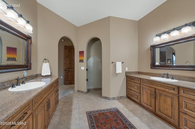 916 W Placita Quieta, Green Valley, AZ 85622