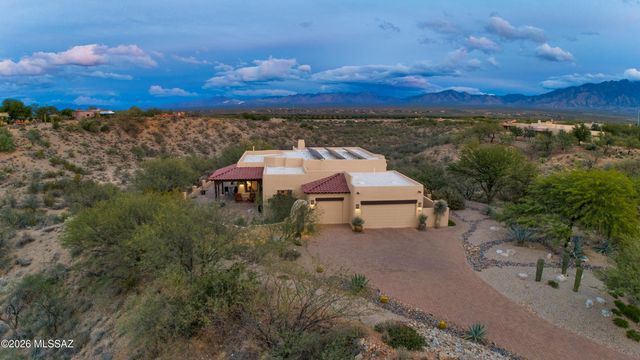916 W Placita Quieta, Green Valley, AZ 85622