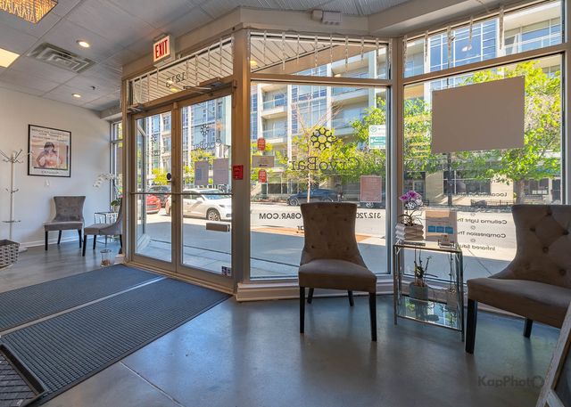 1215 W Madison Street, Chicago, IL 60607