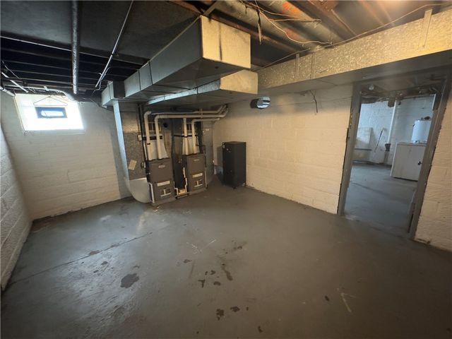 803 6th St, New Brighton, PA 15066